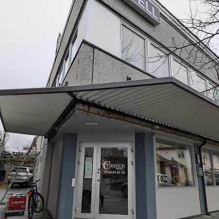 Hotel Corner 3*