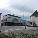 מלון Corner