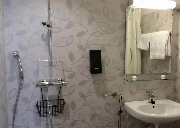 Hotell Corner 3*